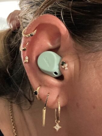 Best Earbuds for Tragus Piercing